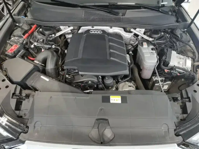 Audi A6L — Фото автомобиля 24
