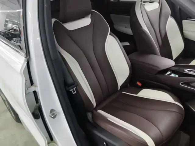Geely Xingyue L — Фото автомобиля 24
