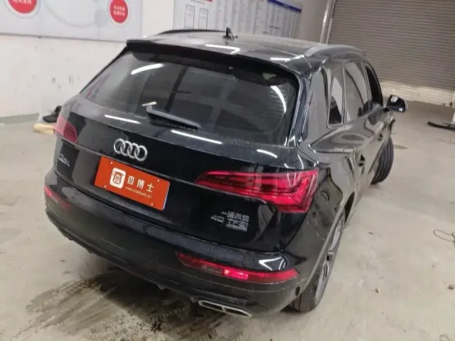 Audi Audi Q5L 2024 Model 40 TFSI Luxury Dynamic — Фото автомобиля 8