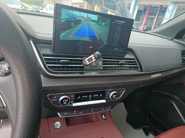 Audi Q5L — Фото автомобиля 12
