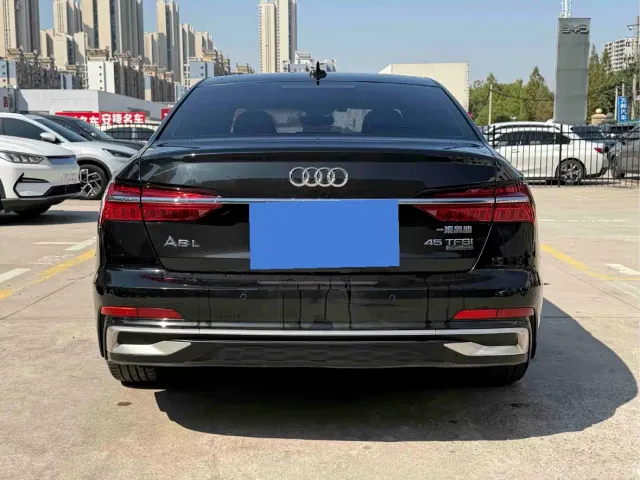 Audi A6L — Фото автомобиля 8