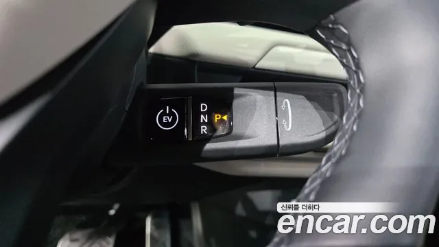 Kia EV4 — Фото автомобиля 12