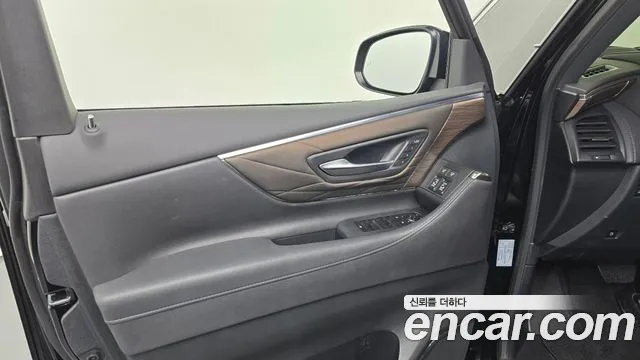 Toyota Alphard — Фото автомобиля 19