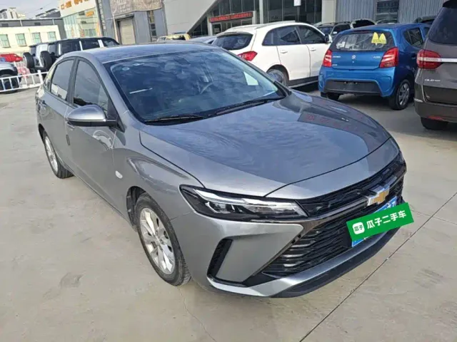 Chevrolet Monza — Фото автомобиля 3