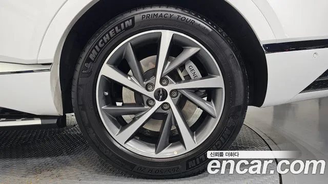 Genesis GV80 — Фото автомобиля 20
