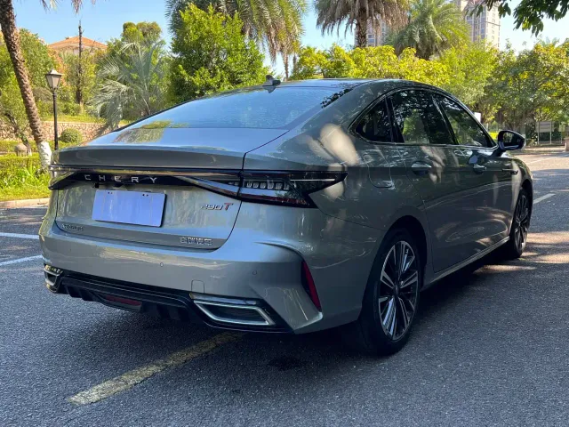 Chery Arrizo 8 — Фото автомобиля 9