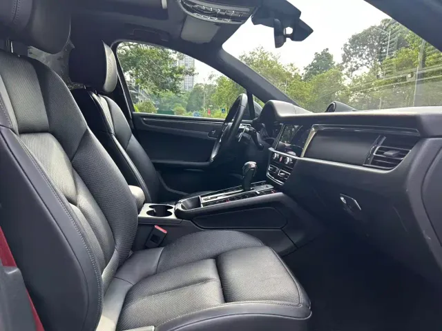 Porsche Macan — Фото автомобиля 9