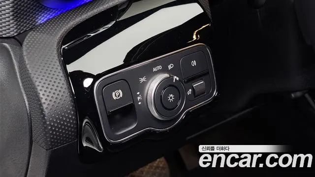 Mercedes-Benz A-Class W177 — Фото автомобиля 13