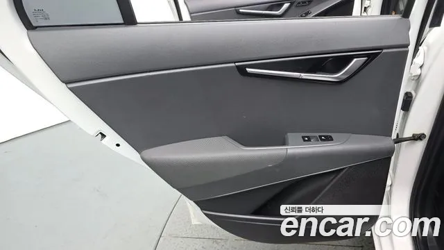 Kia Niro The All New Niro Prestige — Фото автомобиля 24