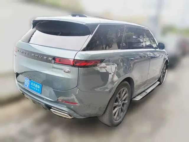 Land Rover Range Rover Sport — Фото автомобиля 5