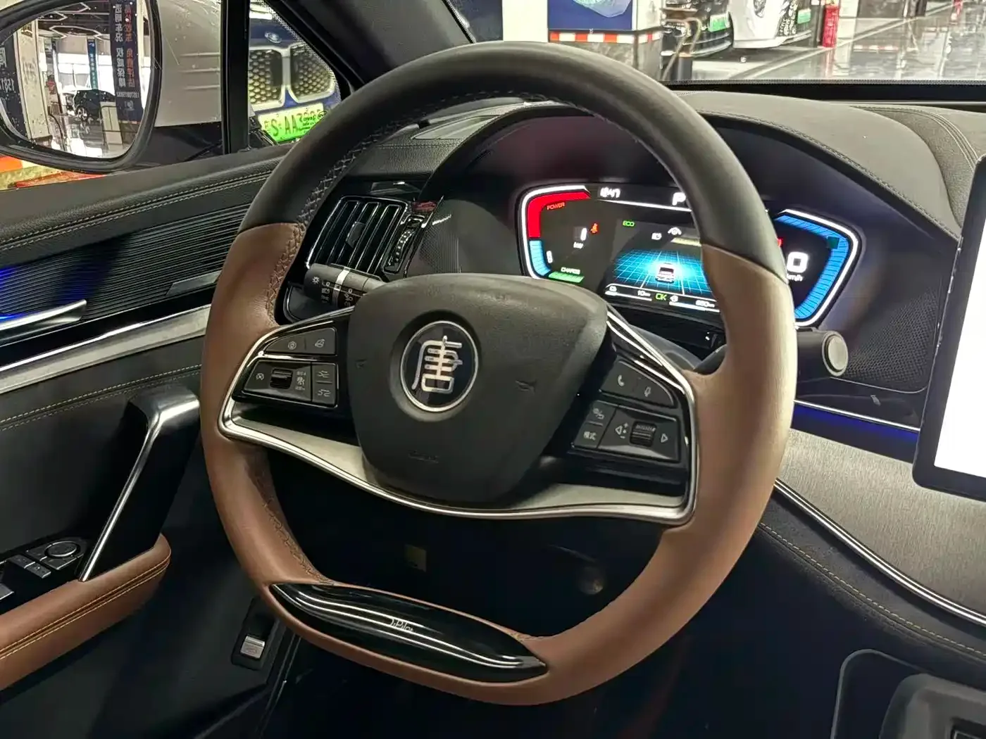 BYD Tang New Energy 2021 DM-i 112KM Premium — Фото автомобиля 9