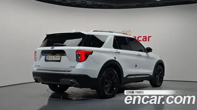 Ford Explorer Generation 6 — Фото автомобиля 2