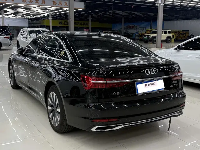 Audi A6L — Фото автомобиля 8