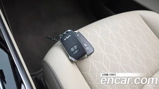 Kia Carnival 4th Gen — Фото автомобиля 18