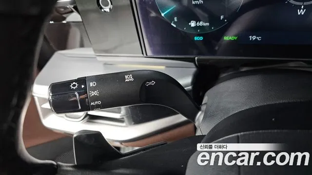Hyundai Grandeur GN7 — Фото автомобиля 29