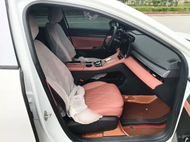 Geely Galaxy L6 — Фото автомобиля 24