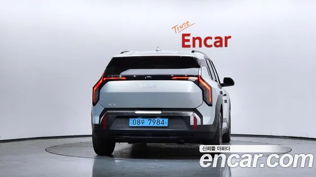 Kia EV3 — Фото автомобиля 4