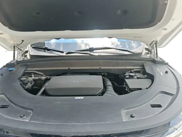 Li Auto L7 — Фото автомобиля 15