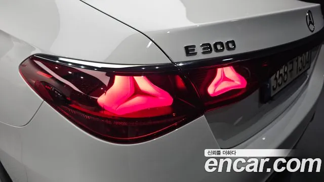 Mercedes-Benz E-Class W214 — Фото автомобиля 7