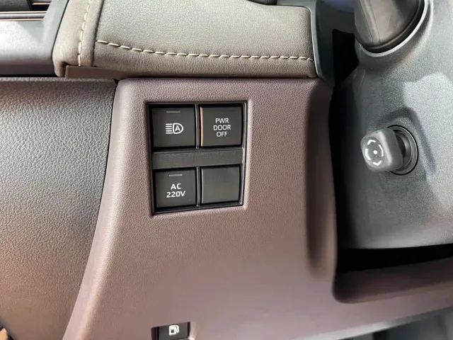 Toyota Vellfire — Фото автомобиля 17
