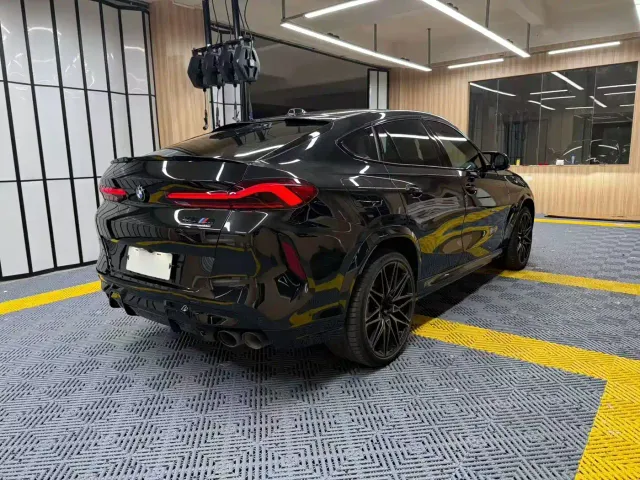 BMW X6 M — Фото автомобиля 8