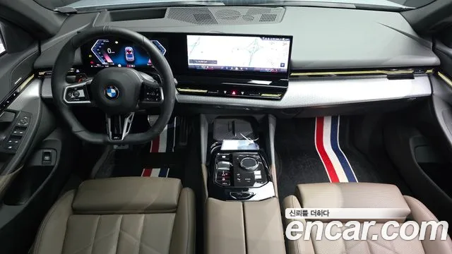 BMW 5-Series — Фото автомобиля 6