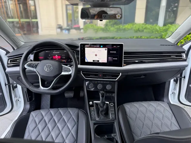 Volkswagen Sagitar — Фото автомобиля 4