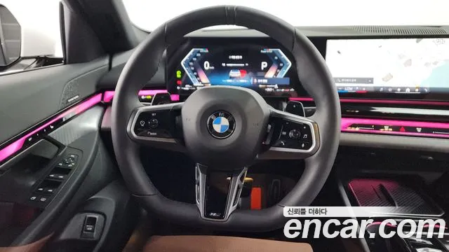 BMW 5-Series 5 серия (G60) 530i xDrive M Sport — Фото автомобиля 12