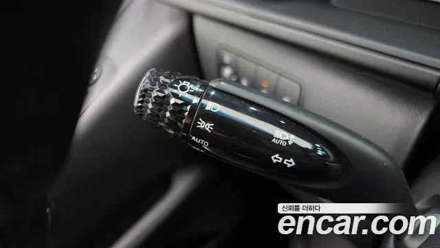 Hyundai Staria Staria 4WD Tourer 9 мест — Фото автомобиля 17