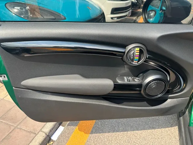 MINI Hatch — Фото автомобиля 10