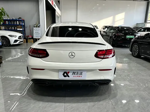 Mercedes-Benz C-Class — Фото автомобиля 5