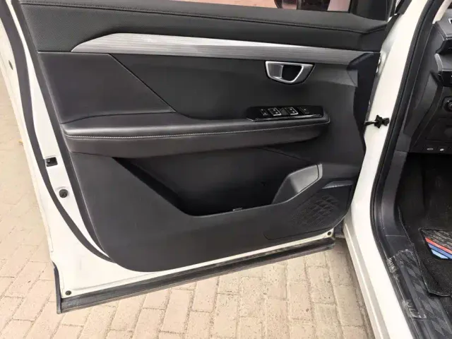 Wuling Asta — Фото автомобиля 7