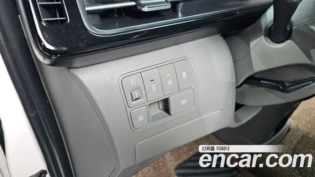 Hyundai Staria Staria 4WD Lounge 7 мест — Фото автомобиля 16