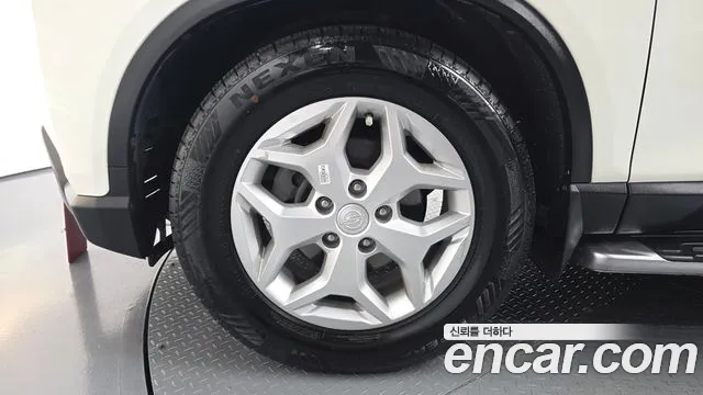 KG_Mobility_Ssangyong Rexton Новый Rexton Sport Khan Дизель 2.2 4WD — Фото автомобиля 5
