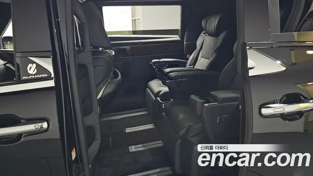 Toyota Alphard 4th Gen — Фото автомобиля 17