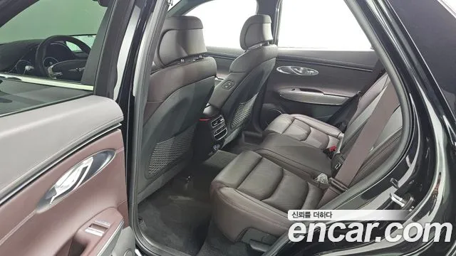 Genesis GV70 2.5T Бензин AWD — Фото автомобиля 11