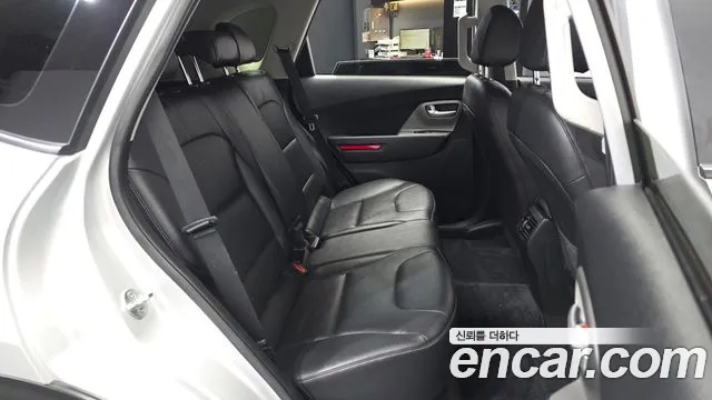Kia Niro Niro Plus Air — Фото автомобиля 12