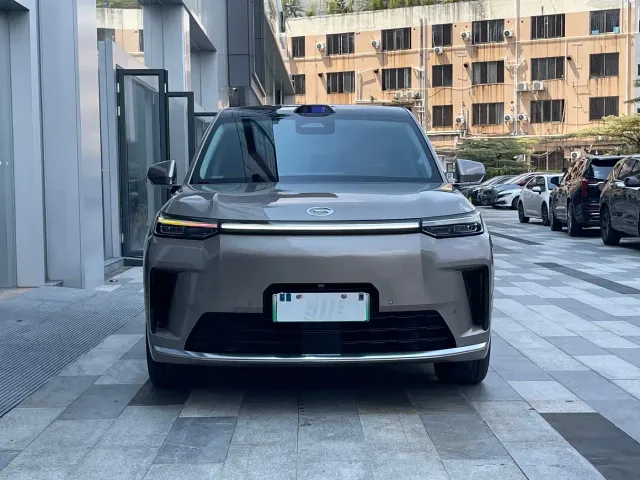 GAC Trumpchi Xiangwang S9 — Фото автомобиля 24
