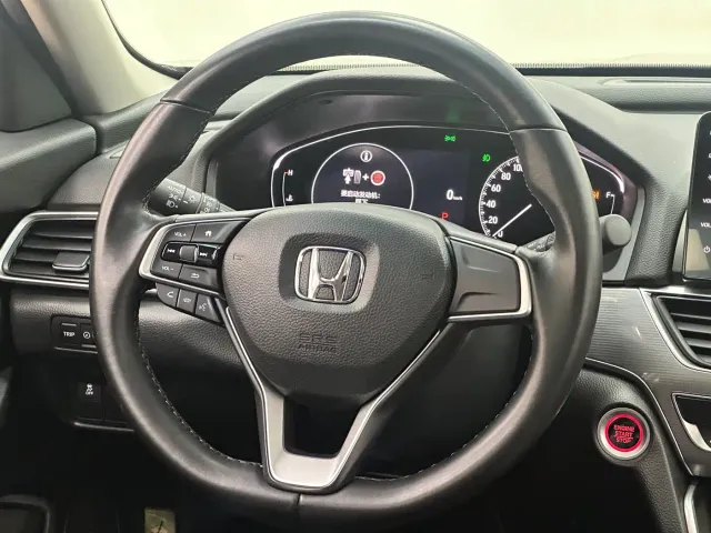 Honda Accord — Фото автомобиля 22