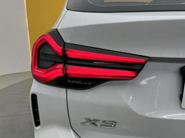 BMW X3 — Фото автомобиля 9