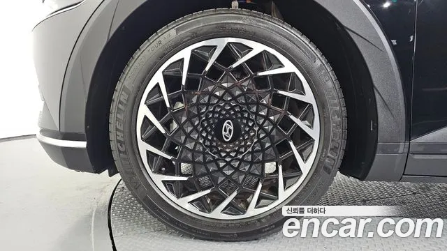 Hyundai Ioniq5 Ioniq5 Long Range AWD — Фото автомобиля 5