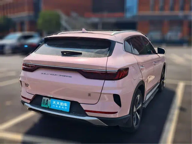 BYD Song PLUS — Фото автомобиля 2