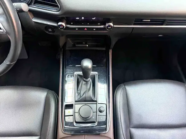 Mazda CX-30 — Фото автомобиля 5