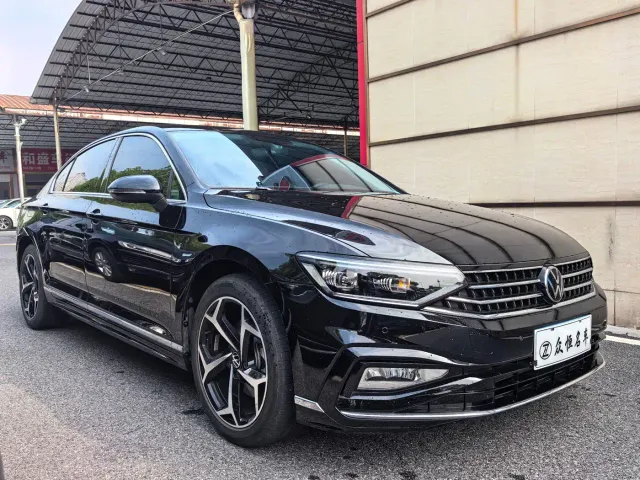 Volkswagen Magotan — Фото автомобиля 3