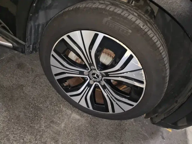 Mercedes-Benz EQE SUV — Фото автомобиля 11