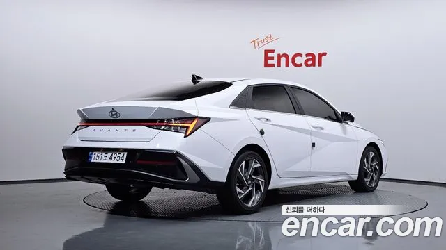 Hyundai Avante — Фото автомобиля 2