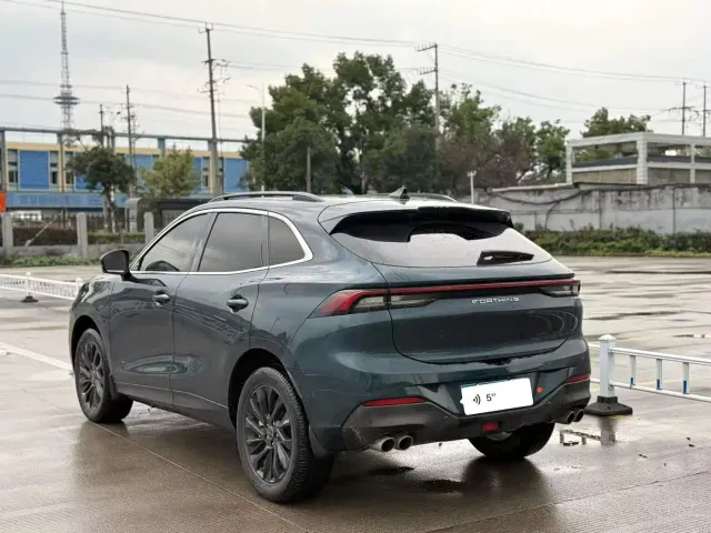 Forthing T5 Evo — Фото автомобиля 4