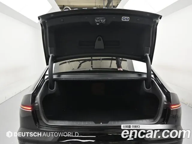 Hyundai Grandeur GN7 — Фото автомобиля 19