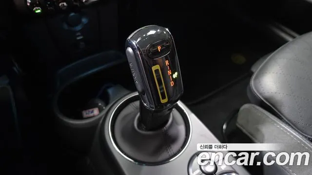 Mini Cooper Cooper Электро SE Электро — Фото автомобиля 3