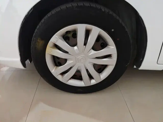 Honda Fit — Фото автомобиля 22